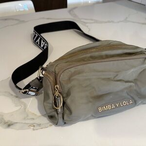 Bimba Y Lola green Crossbody Bag
